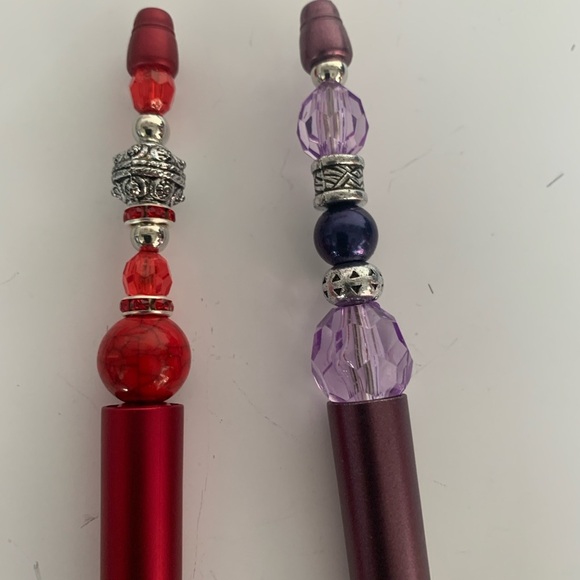 Hand crafted Beaded Pen, black ink with extra refillable ink. Set of 2 pens. - Picture 2 of 2